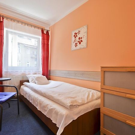 Red Carpet Hostel Krakow Room photo