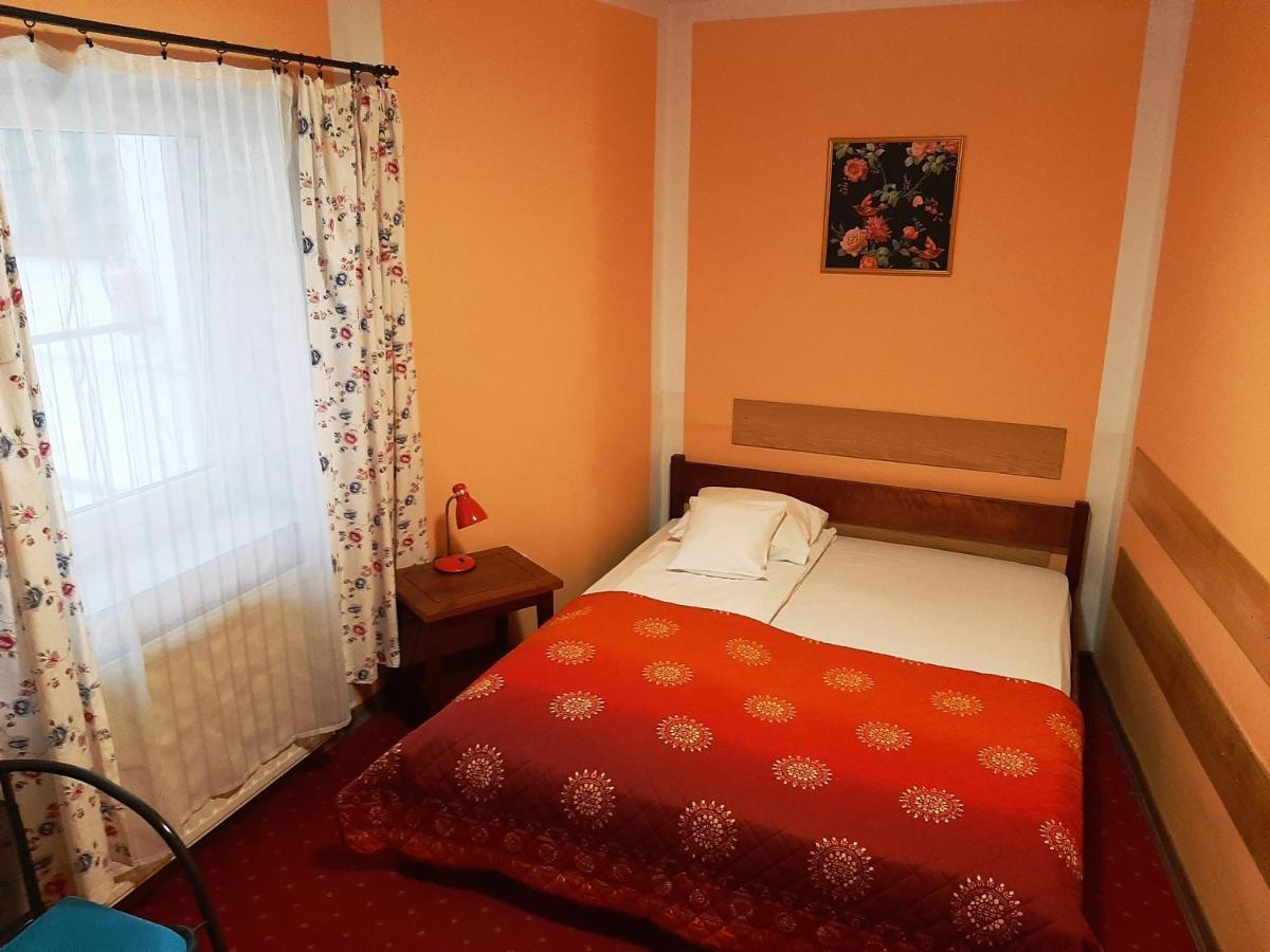 Red Carpet Hostel Krakow Exterior photo