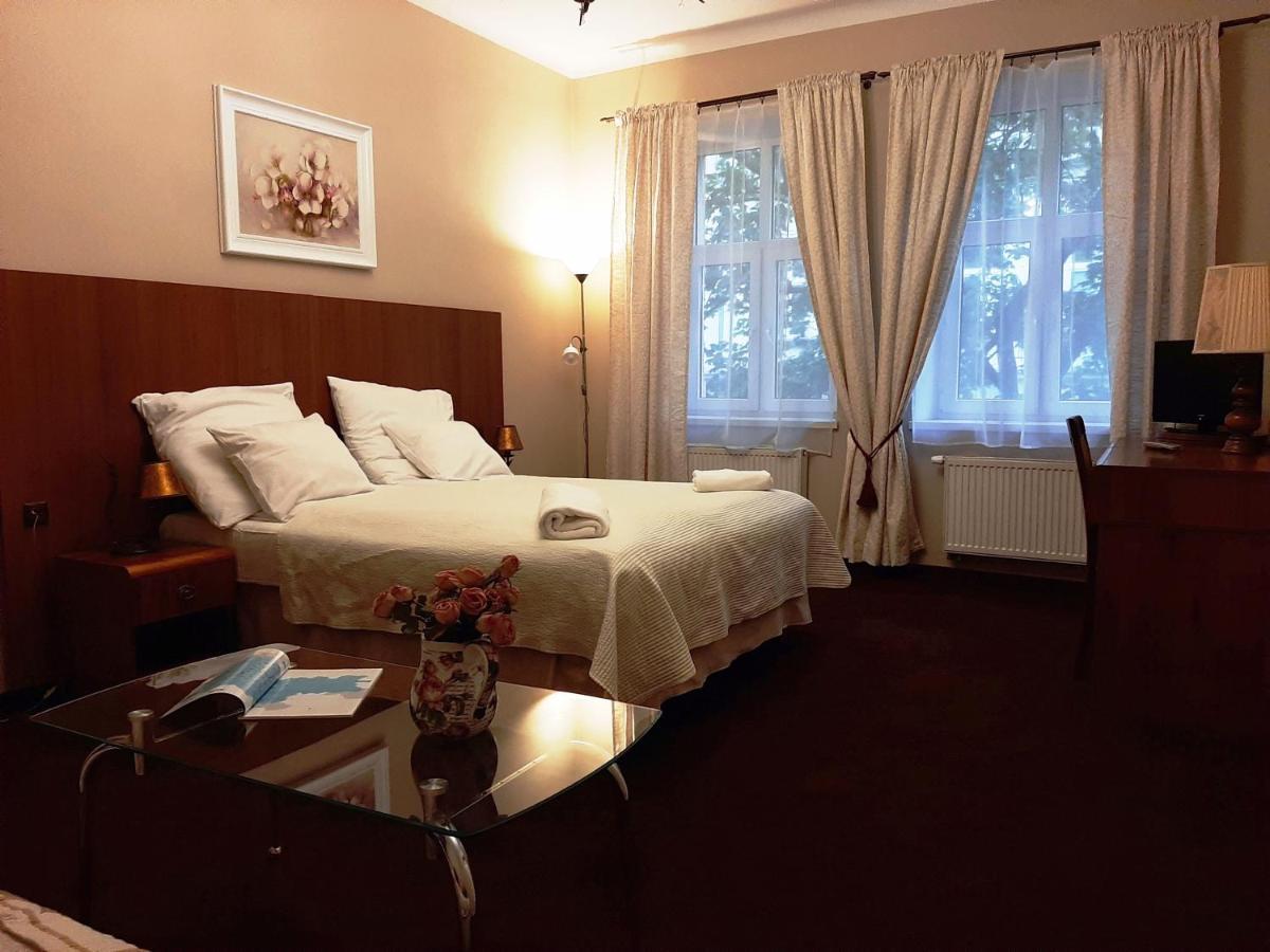 Red Carpet Hostel Krakow Exterior photo