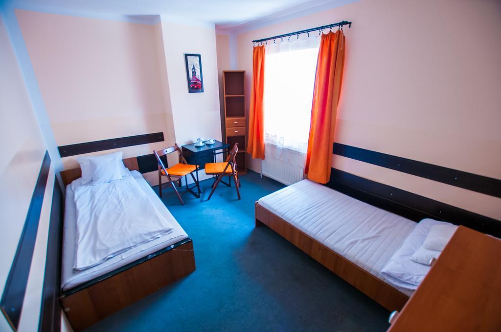 Red Carpet Hostel Krakow Exterior photo