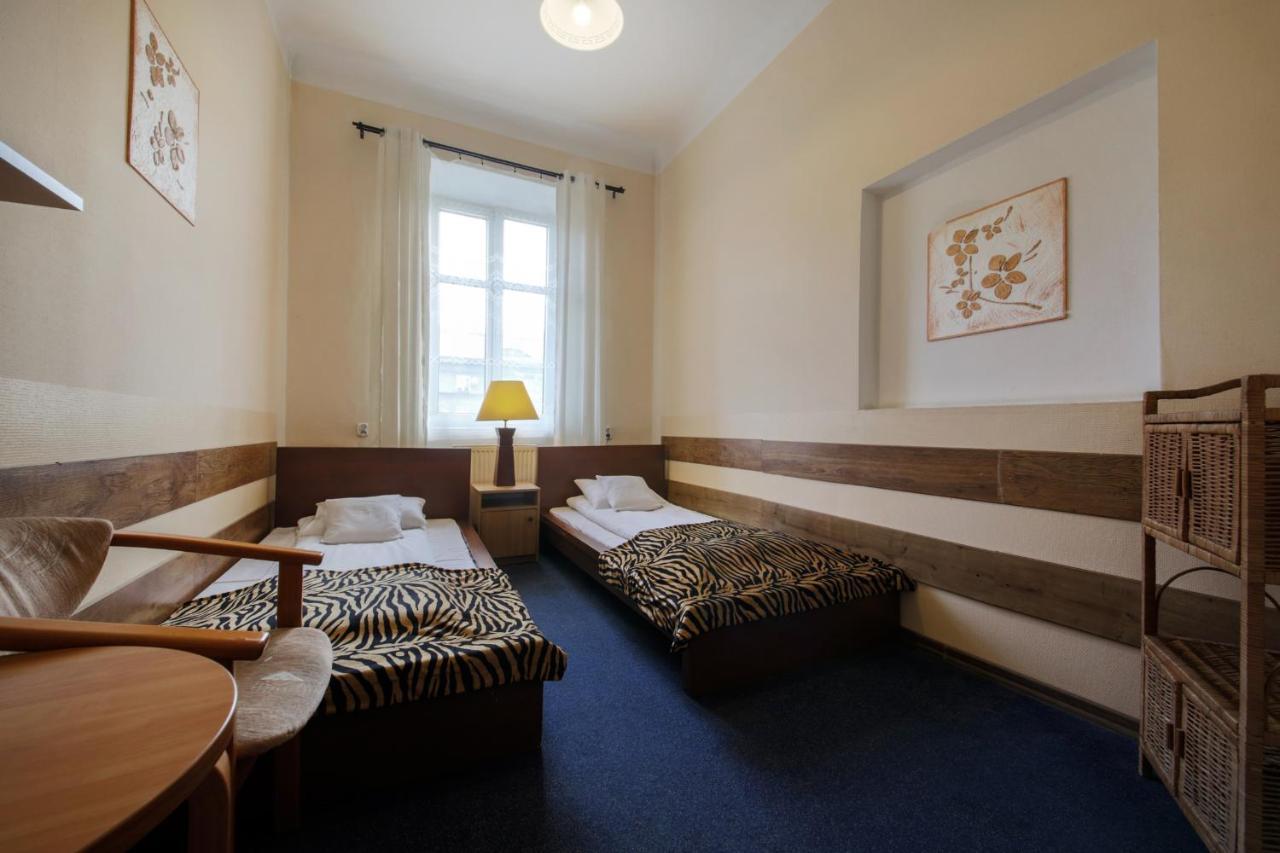 Red Carpet Hostel Krakow Exterior photo