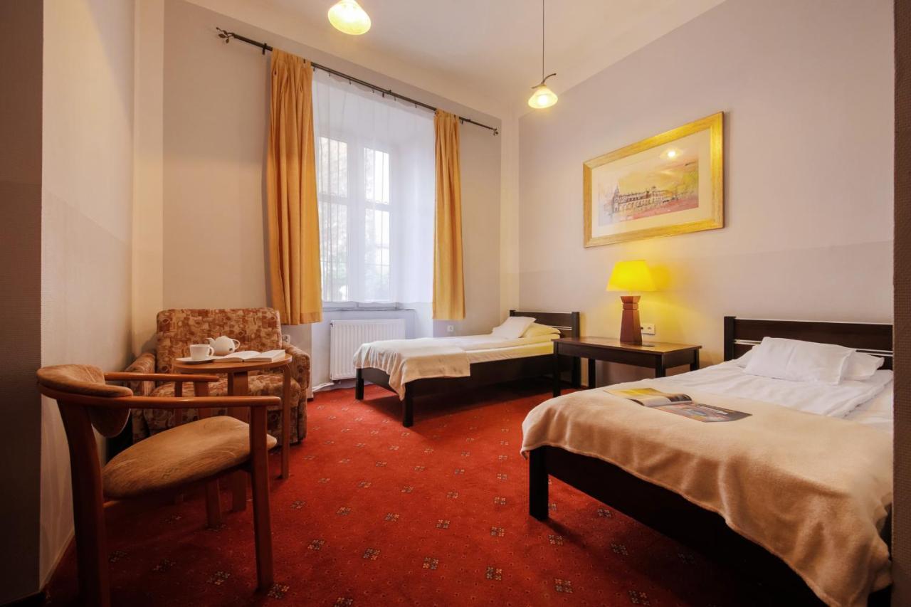 Red Carpet Hostel Krakow Exterior photo
